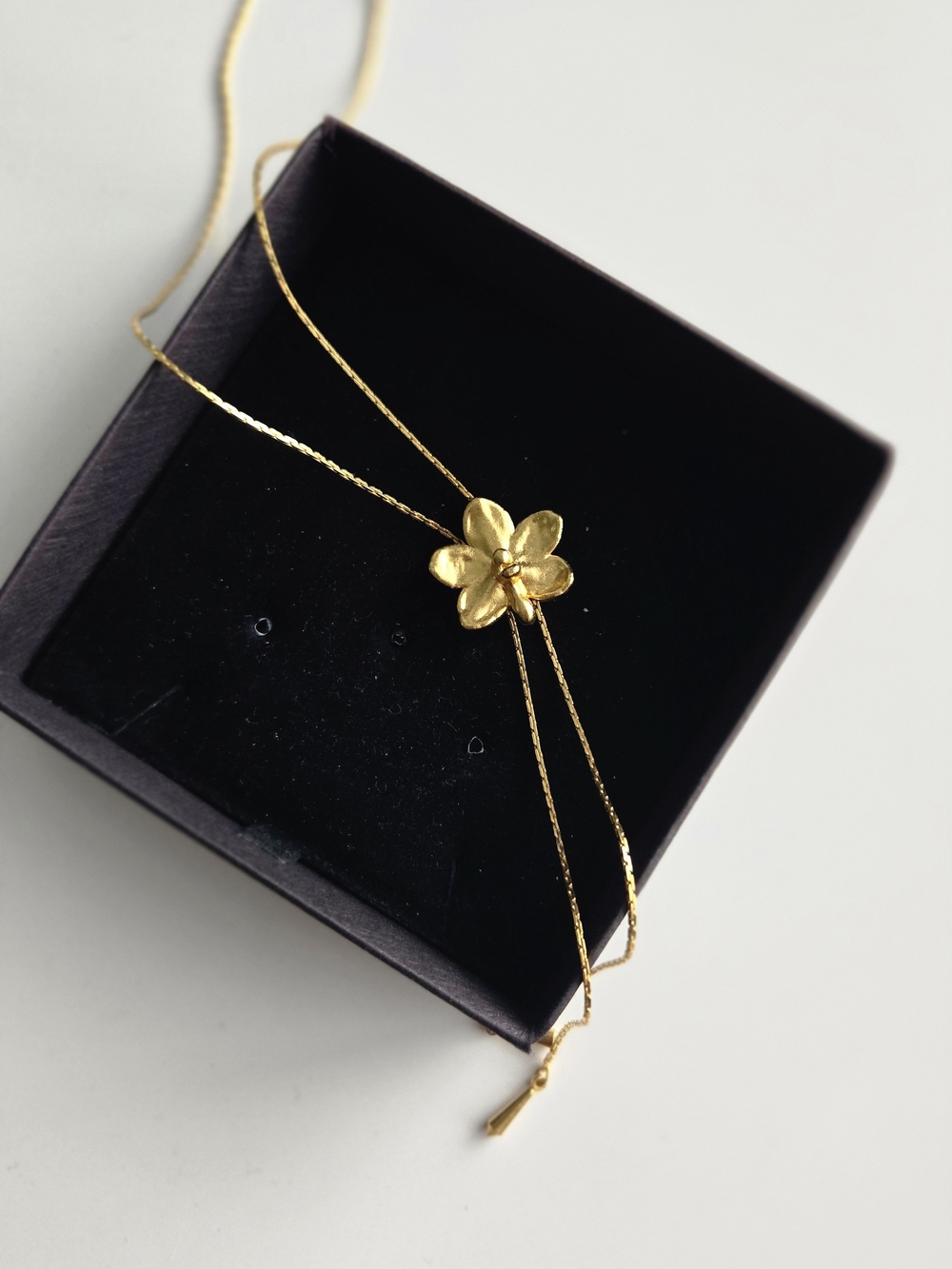 Gold Sagarik Orchid Short Slider Flower Lariat Necklace - Women Jewelry
